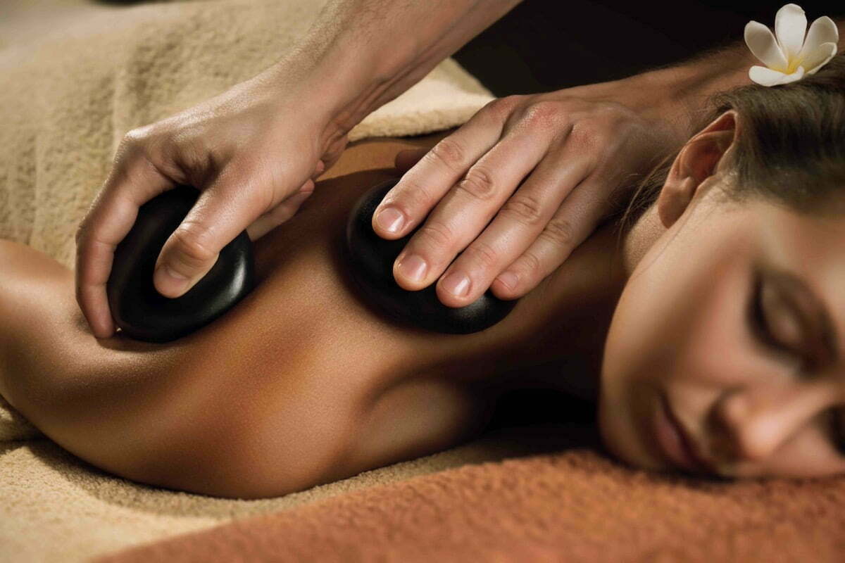 Massage with hot basalt stones. 